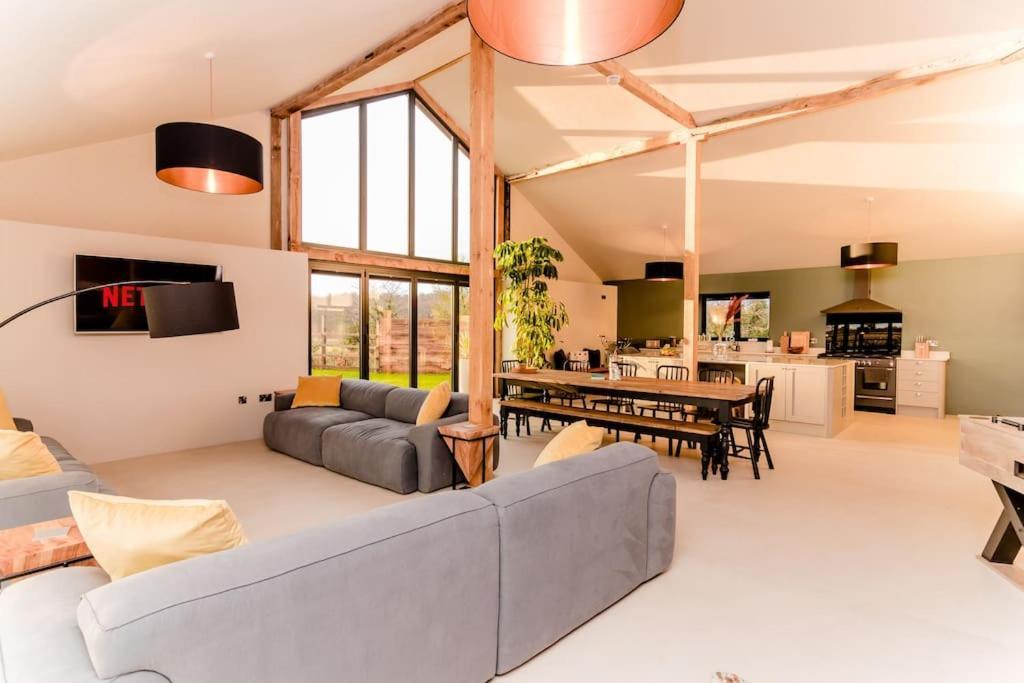 Beautiful Barn Conversion Close To The Broads Dilham Exterior foto