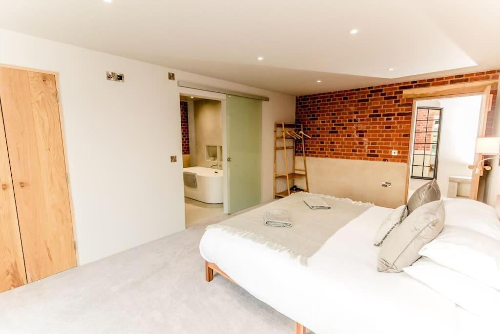 Beautiful Barn Conversion Close To The Broads Dilham Exterior foto